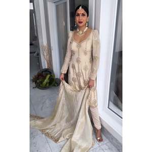 Fancy Party Wear Ensemble pour femme Heavy Pure Chinon Silk Top Bottom & Dupatta-pour les occasions spéciales - Product Image 2