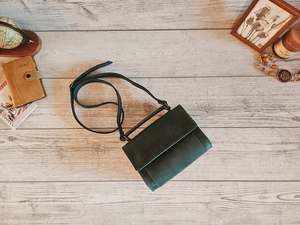 Personalized Handmade Leather Crossbody Bag <b>Small</b> <b>Purse</b> Cute Shoulder Handbag for Women Stylish Cross Body Gift for Her - Product Image 1