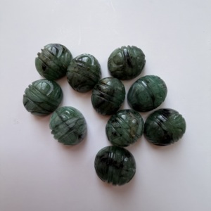 Émeraudes vertes naturelles TFH, pièces sculptées pour la création de bijoux, forme ovale 12x10 MM, possibilité de créer plusieurs tailles - Product Image 4