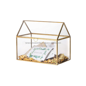 Gran oferta, organizador de joyas de latón y cristal estilo cabaña personalizado, regalo perfecto para mujeres, cumpleaños, bodas y ocasiones especiales - Product Image 3