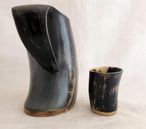 Antique Creations fournit des cornes à boire vikings d'excellente qualité, technique de polissage, écologiques, modernes, en corne de bœuf, en gros. - Product Image 2