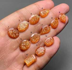 Confettis SUNSTONE de qualité supérieure, multi-couches, scintillants, formes mélangées, de nombreuses couleurs élégantes pour la fabrication de bijoux, toutes formes et tailles disponibles - Product Image 2
