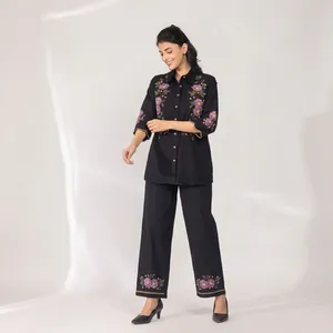 Ensemble coordonné deux pièces en coton brodé noir pour femmes, col chemise, manches trois quarts, pantalon droit à fleurs, tenue élégante - Product Image 5