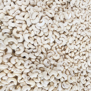 Trusted Supplier Raw Cashew <b>Nuts</b> W180 Cashew <b>Nuts</b> WW180, WW240, WW320, LP Cashew <b>Nuts</b> From Santigo Vietnam - Product Image 1