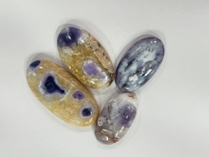 Lot de 10 cabochons en pierre naturelle violette de qualité AA, 37g, vente en gros de pierres précieuses en vrac pour la fabrication de bijoux, fournisseur en gros - Product Image 4