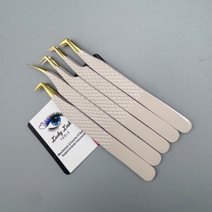 แหนบต่อขนตา Lucky Lash Tools รุ่น LLT-10180 สแตนเลสสตีล ป้องกันไฟฟ้าสถิต ขนาด 10 มม. จับถนัดมือ ปลายทองคำ - Product Image 5