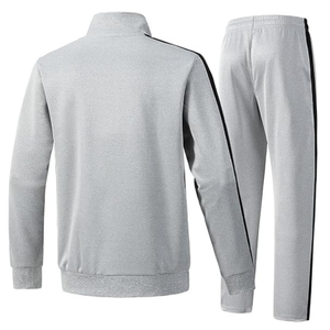 Conjunto de 2 piezas para hombre: Sudadera con media cremallera y cuello alto, pantalones deportivos de pierna ancha, chándal informal, ropa deportiva holgada para calle y atletismo. - Product Image 4