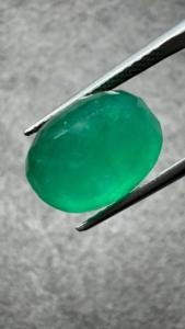 Émeraude naturelle zambienne certifiée GIA de 8,36 carats, forme ovale, pierre précieuse en vrac, vert émeraude de haute qualité, prix de gros - Product Image 3