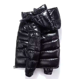 Fournisseur direct d'usine de vestes matelassées en toile, proposant une production OEM pour les grossistes, les importateurs, les détaillants et les clients de marques privées - Product Image 2