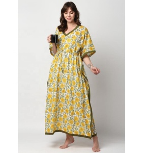 คาฟตันผ้าฝ้ายผูกเอวลายดอกไม้พิมพ์บล็อกมือสีเขียวสุดชิคสีเหลืองสุดเก๋ทำให้อารมณ์ของคุณสดใสขึ้นทันที - Product Image 1