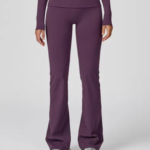 Pantalon évasé ajusté personnalisé pour femme, taille mi-haute, avec dentelle, impression et broderie de logo personnalisés, style streetwear, en molleton 100% coton - Product Image 2