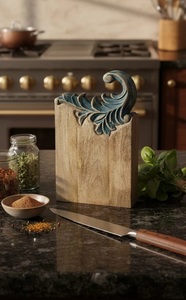 Tabla de Cortar de Madera de Acacia de Doble Tono, Forma Ovalada Larga, Detalle de Esquina Grabado, Lisa, Duradera y Segura para Alimentos - Product Image 3