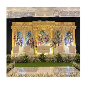 Decoración de Escenario de Boda de Estilo Romano Moderno, Tema Indio, Material de Madera, Delhi, India - Product Image 1