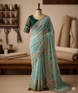Sari de fête en georgette blanche de qualité supérieure avec broderie fantaisie - Product Image 2