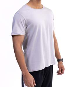 T-shirt en coton épais personnalisé pour homme, imprimé sérigraphié, délavé à l'acide, avec motifs graphiques de luxe, coupe carrée et courte - Product Image 2