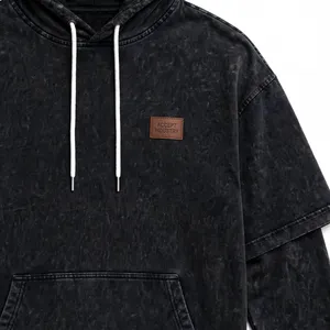 Sweat à capuche noir délavé tendance avec calligraphie arabe et imprimé faucon au dos, coupe oversize - Product Image 5