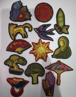 Broche en fil de soie brodée sur mesure, motif libellule 3D multicolore, écologique et luxueuse, accessoires pour vêtements