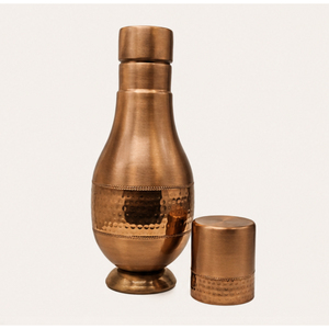 Bouteille d'eau en cuivre pur martelé de qualité supérieure, écologique, anti-fuite, avec couvercle en verre intégré pour la maison et le bureau - Product Image 3