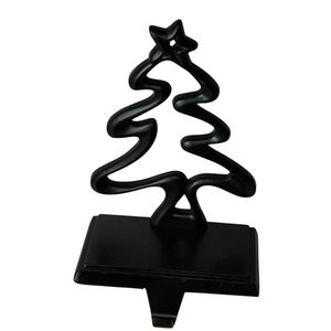 Elegante Soporte de Metal Plateado para Calcetines de Navidad, Estilo Moderno y Vintage, Decoración para Chimenea o Repisa, Gancho para el Hogar - Product Image 4