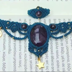 Conjunto de Collar de Macramé Teal Hecho a Mano con Amatista, Gargantilla Boho de Piedras Preciosas con Anillo a Juego, Joyería de Cristal Ajustable, Regalo para Ella - Product Image 1