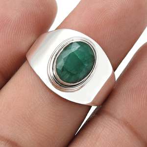 Trendy Bezel Setting 925 Sterling <b>Silver</b> <b>Ring</b> Studded With Oval Cut Green <b>Emerald</b> Gemstone Bohemian Jewelry At Wholesale Price - Product Image 2