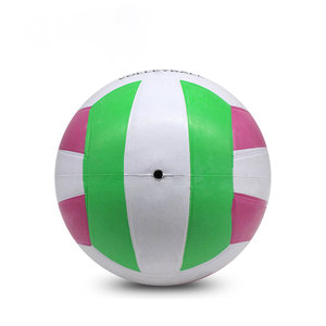 Ballon de volley-ball professionnel Solid Trader Elite Athletic Performance, technologie de surface souple, contrôle précis et maniabilité. - Product Image 6