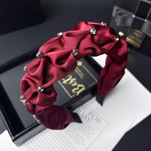 Ankela - Diadema de tela roja con rombos y borde ancho para mujer, corona alta, versátil, minimalista, sofisticada, 13 cm, pinza para el pelo - Product Image 6