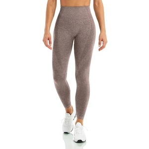 Leggings de sport pour femme, prix bas, qualité supérieure, réversibles, design unique, très demandés. - Product Image 1