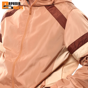 Conjunto de Sudadera con Capucha y Pantalones Deportivos de Nylon con Estampado Invernal Personalizado, Ligero, Impermeable, Cortavientos, Transpirable y de Secado Rápido - Product Image 5