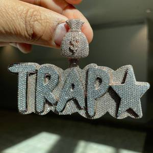 Pendentif Sac d'Argent TRAPX Luxe Iced Out avec Moissanite VVS, Bijoux Hip Hop, Chaîne Personnalisée avec Lettres en Diamant - Product Image 4