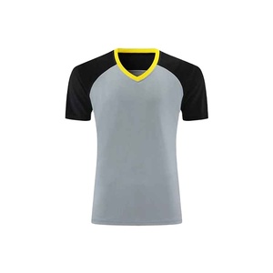 Uniforme de Fútbol con Logotipo Frontal, 100% Poliéster, Sólido, de Secado Rápido, Lavable, Antiolor, Elástico y con Tecnología Avanzada de Absorción de Humedad - Product Image 2