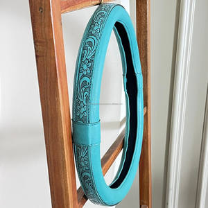 Funda de Cuero de Lujo Hecha a Mano para Volante, Diseño Floral Occidental, Protector Universal para Volante de Coche, Antideslizante, Agarre Cómodo - Product Image 4