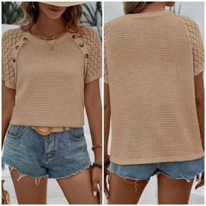 T-shirt de style bohème à texture mixte - Product Image 3