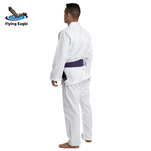 Tenue de Jiu-Jitsu Brésilien (BJJ) Personnalisée – Kimono d'Arts Martiaux Durable, Extensible, Léger et Respirant en Coton pour le Karaté - Product Image 4