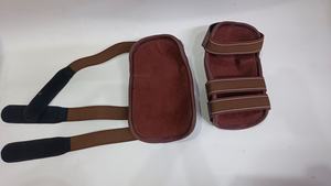 Botas de cuero premium para caballo, protectores de rodilla ecuestres, ajustables, a prueba de golpes, vendas para patas de caballo, soporte para entrenamiento. - Product Image 6