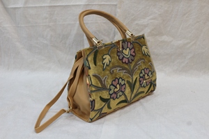 Yellow kashmir ari work Floral Embroidered Fashion Women's Tote Bag with PU Handle Zipper Shoulder Purse Gift Souvenir - Product Image 3