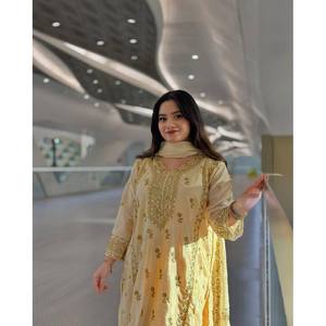 Salwar Kameez de Rayón Beige de Diseñador LC - Conjunto de Fiesta con Top y Pantalón con Dupatta, Talla XL - Product Image 2