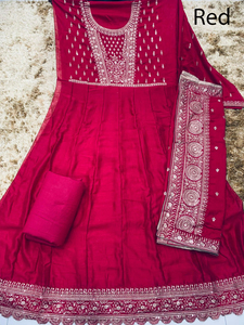 Lehenga Choli de Seda Negra con Bordado, Vestido de Novia Tradicional Largo Hasta el Suelo para Mujer, Estilo India Pakistán - Product Image 4