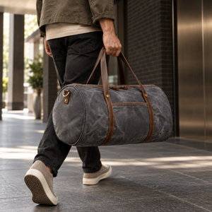 Sac de voyage en toile cirée à l'huile de charbon de bois avec poignées de transport |   Bagage de week-end de grande capacité, fermeture à glissière sécurisée, portable - Product Image 3