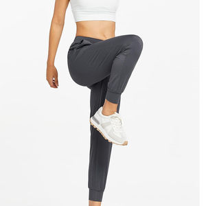 Últimos diseños de pantalones deportivos transpirables de algodón y forro polar para mujer, pantalones deportivos de cintura alta para mujer - Product Image 3