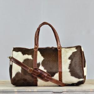 Bolsa de Viaje de Cuero Vacuno con Asas Marrones, Cierre de Cremallera, Gran Capacidad, Bolsa de Fin de Semana - Product Image 1