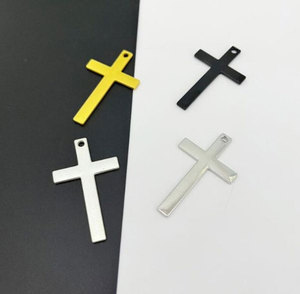 Colgantes de Cruz Hechos a Mano en Acero Inoxidable, Dorados, Plateados, Negros, Multicolores, Amuletos Religiosos Cristianos al por Mayor - Product Image 4