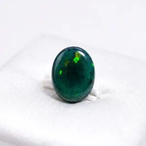 Ópalo Etíope Ahumado Negro Teñido AAA+ de 12x10mm, Cabujón Ovalado, Gema Suelta para la Creación de Joyería Personalizada - Product Image 2