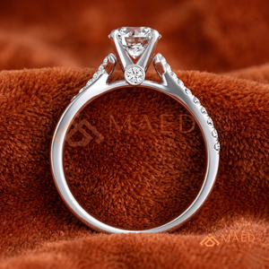 Anillo de Compromiso de Moissanita de Corte Redondo, Plata 925, Diseño Cruzado Infinito con Pavé, Anillo de Boda con Aspecto de Diamante - Product Image 3