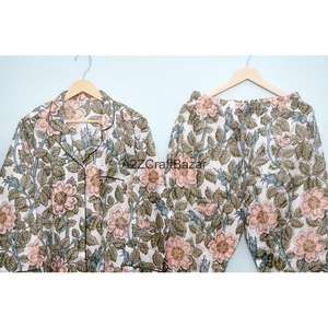 Camisa de Manga Larga para Mujer, 100% Algodón, Transpirable, Suave, de Secado Rápido, con Estampado Floral, Cierre con Cordón y Cuello Camisero, Venta al Por Mayor - Product Image 6