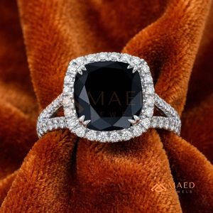 Bague de fiançailles en argent sterling 925 avec moissanite noire taille coussin et halo, pour femme, à double sangle, bijou de mariée tendance, USA - Product Image 1