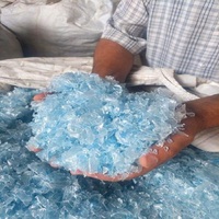 Acheter des flocons de bouteilles PET lavés à froid et à chaud / Déchets de plastique PET / Déchets de plastique recyclé transparent