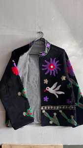 Chaqueta Boho de Terciopelo Bordada con Diseño Suzani, Cuello Mandarín, Manga Larga, Corte Holgado, Bordado a Mano con Patrón Floral, Prenda Exterior para Todas las Temporadas - Product Image 1