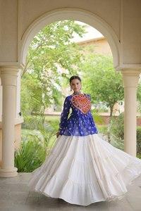 Blusa Étnica India Tradicional con Diseño de Corazón Bordado, Azul, de Algodón, Corte Holgado, Midi, para Mujer, Ropa de Boda - Product Image 6