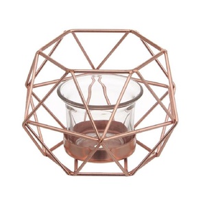 Nuevo Portavelas con Base Resistente, Perfecto para Mantener las Velas Seguras en Interiores y Exteriores, Tamaño y Forma Personalizables - Product Image 1